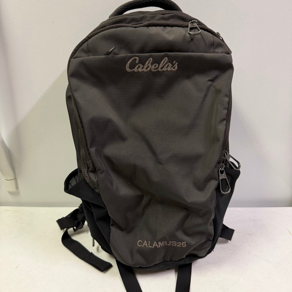 Cabela's Calamus 25 Liter Daypack Hiking Backpack Dark Grey Yellow Interior